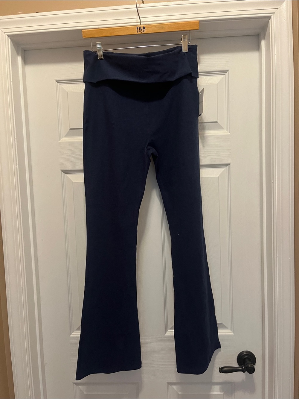 NWT women’s Beyond Yoga Navy Heather Fold-Over Waist flare pant XL